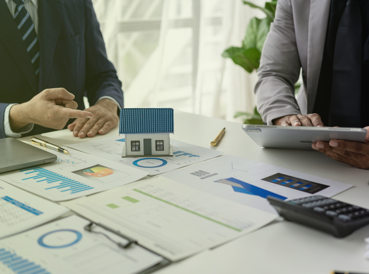 Initiated a Customer Management Desk & L1.5 IT Helpdesk for a Global Real Estate Management Firm